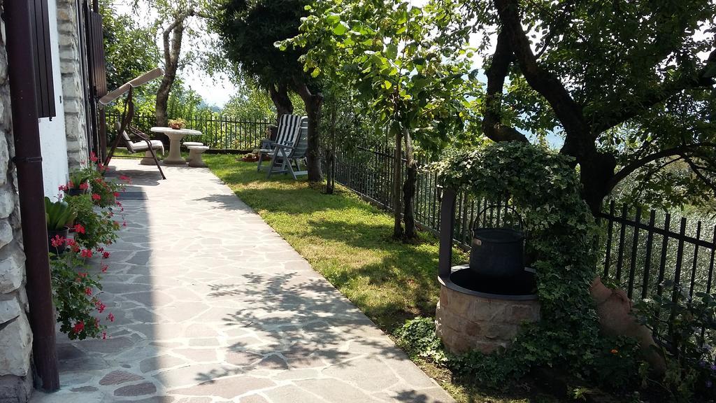 Il Pozzo Lägenhet Marone Exteriör bild
